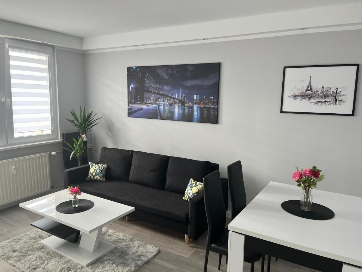 Nysa-Rynek Apartment Luaran gambar